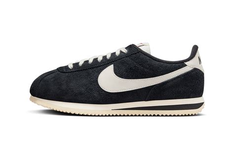 nike cortez black suede.